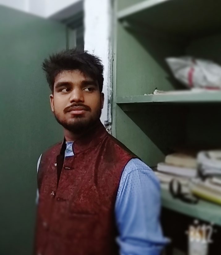 मैं आदिवासी महिला हूँ – युवानिया ~ YUVANIYA